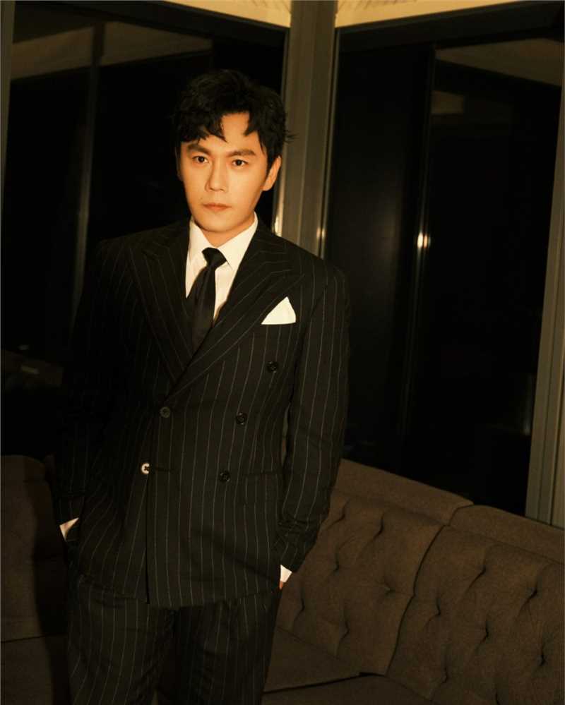 特别专辑文艺型男秦昊时尚先生盛典温文尔雅图图片