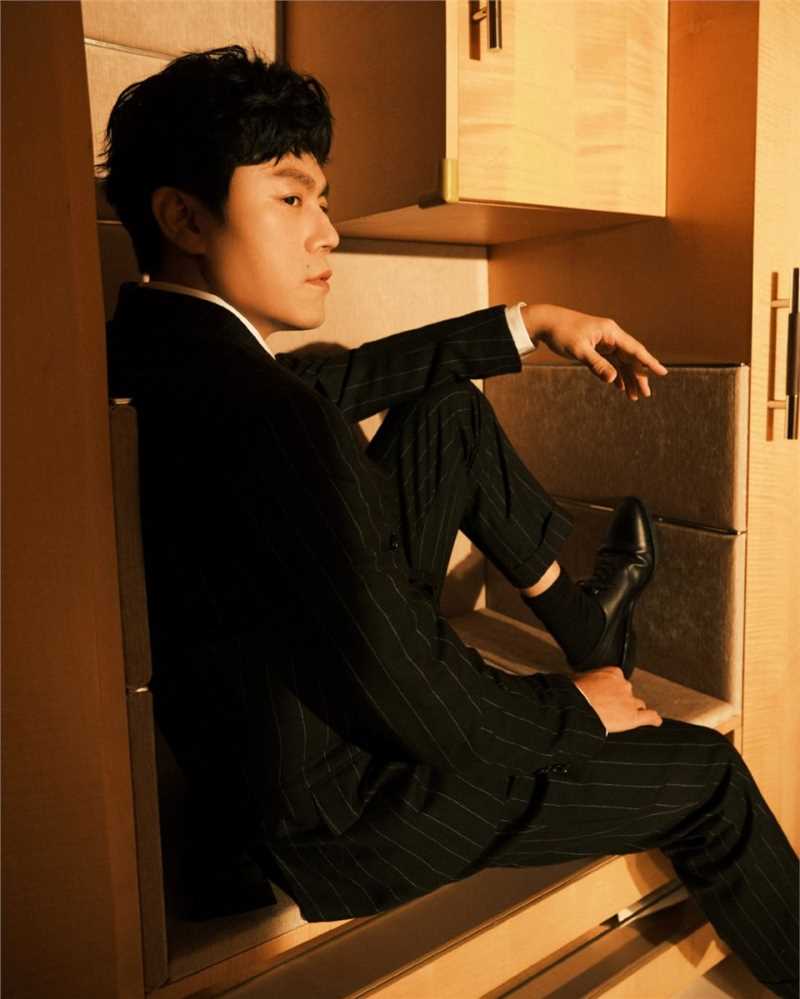 特别专辑文艺型男秦昊时尚先生盛典温文尔雅图图片