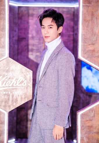 特别专辑文艺型男秦昊时尚先生盛典温文尔雅图图片