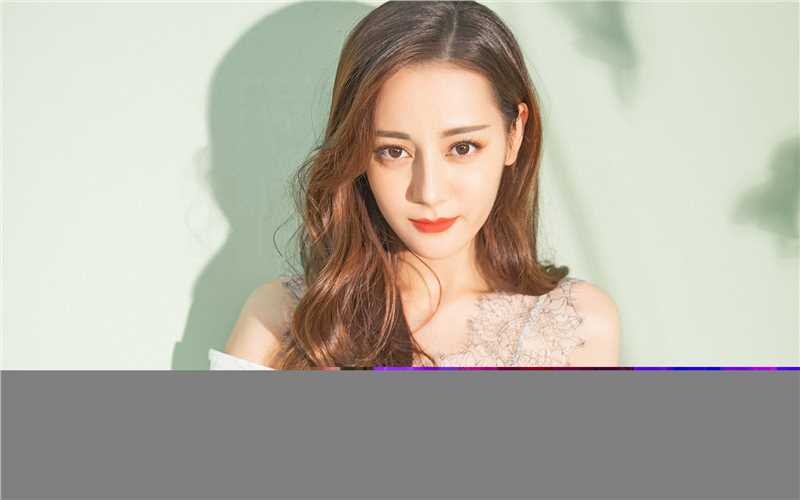 最全迪丽热巴珍珠项链黑色抹胸性感薄纱礼服图片壁纸