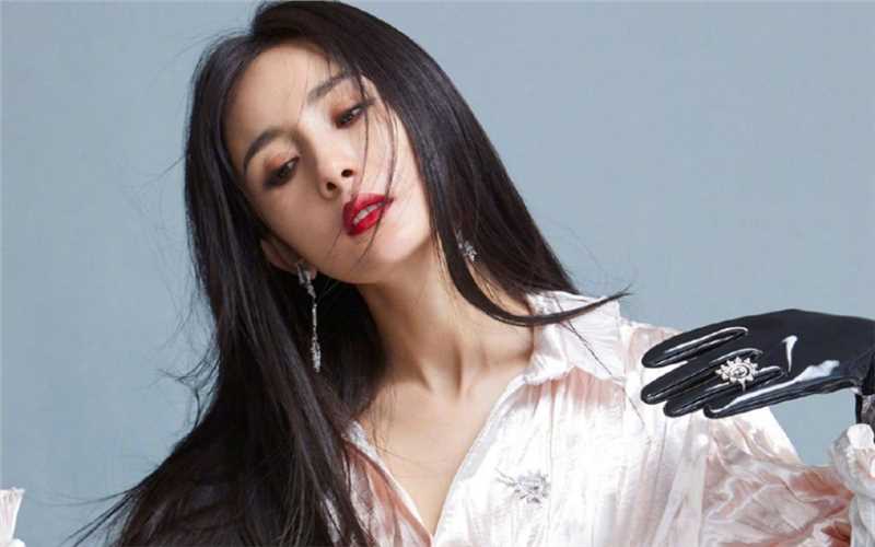 特别专辑杨幂全包眼线烈焰红唇御姐风时尚图片图片