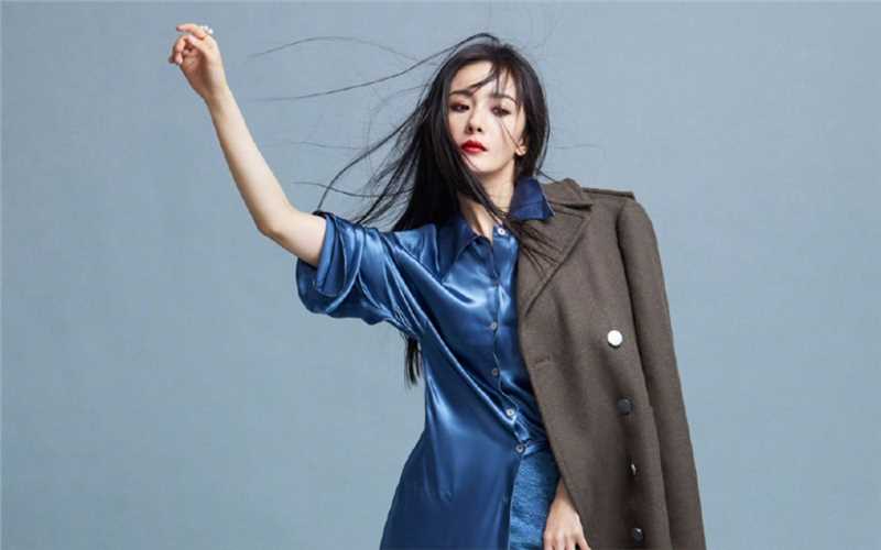 特别专辑杨幂全包眼线烈焰红唇御姐风时尚图片图片