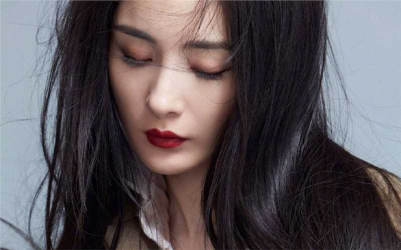 特别专辑杨幂全包眼线烈焰红唇御姐风时尚图片图片