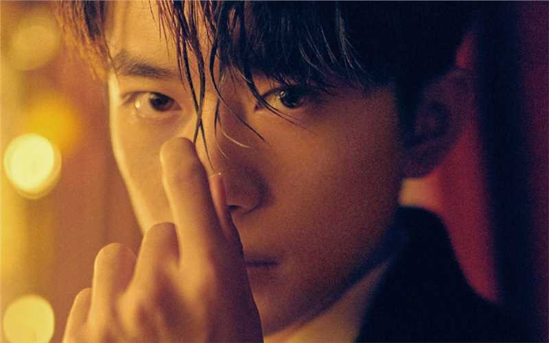 优质文艺风复古装大佬易烊千玺时尚相册