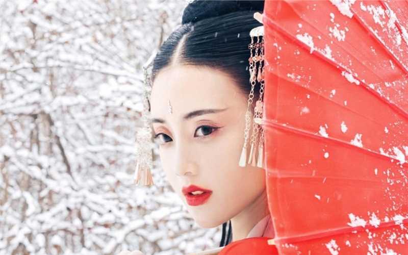 最新清纯古装少女甜美户外壁纸