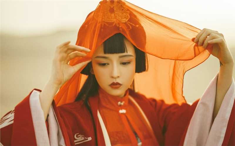 倾国倾色古装美女户外