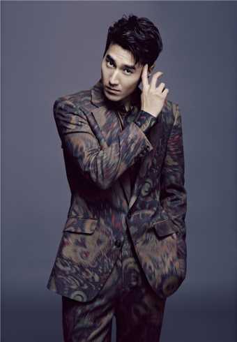最新魅力大叔苏志燮时尚图片壁纸