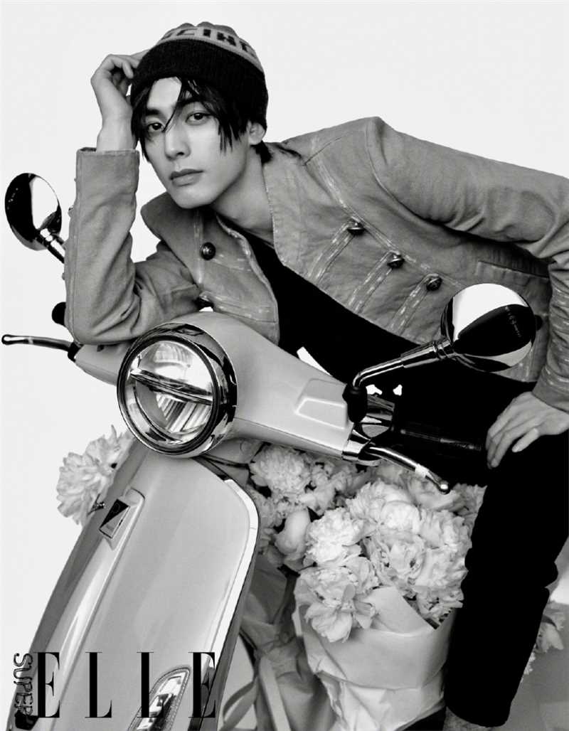 优质宋威龙复古风撩人男友力时尚杂志封面图片相册