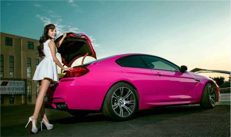 精选人气车模白色连衣裙性感图册