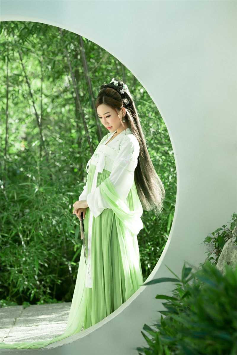气质美女薄荷绿古装唯美