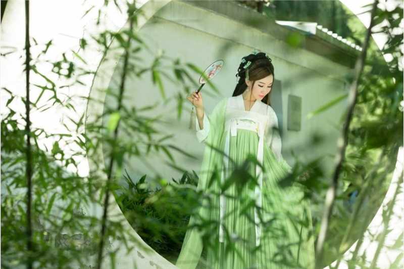 气质美女薄荷绿古装唯美