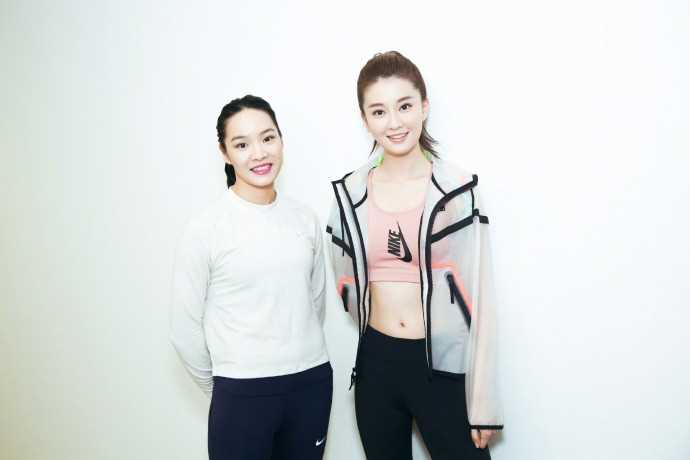 最全乔欣运动装清新时尚图片相册