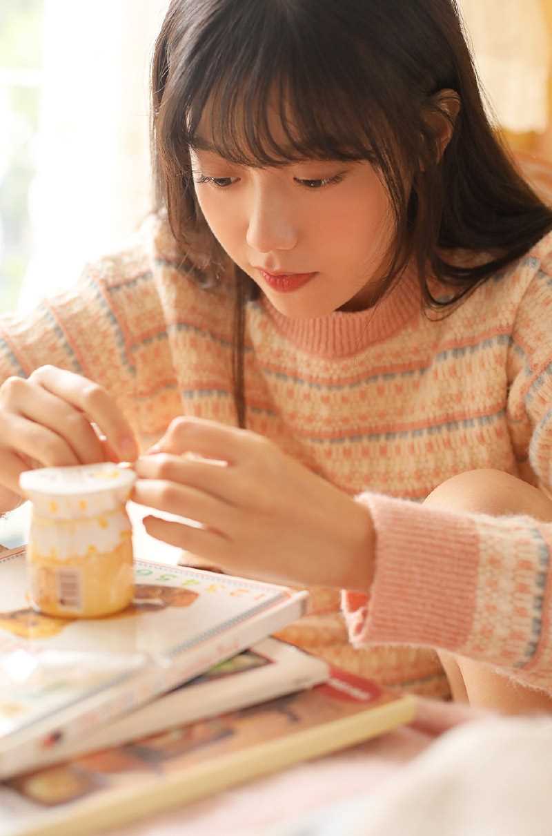 优质清纯美女暖色系甜美图片