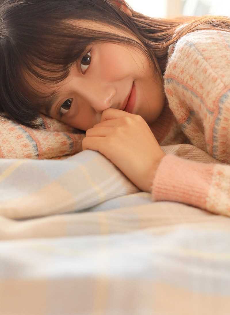 优质清纯美女暖色系甜美图片