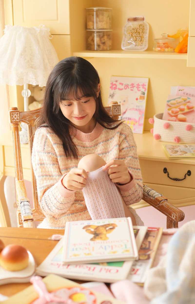 优质清纯美女暖色系甜美图片