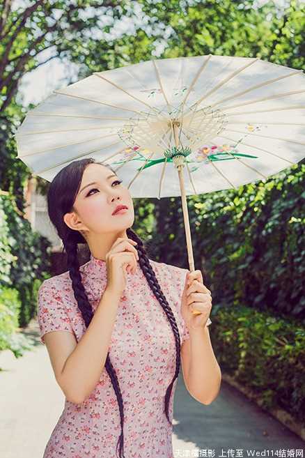 最全民国旗袍美女户外清新壁纸