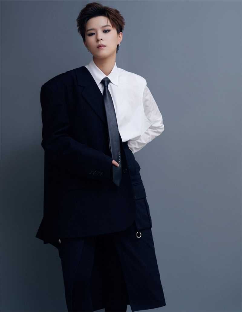 特别专辑Sunnee杨芸晴高冷御姐时尚图片