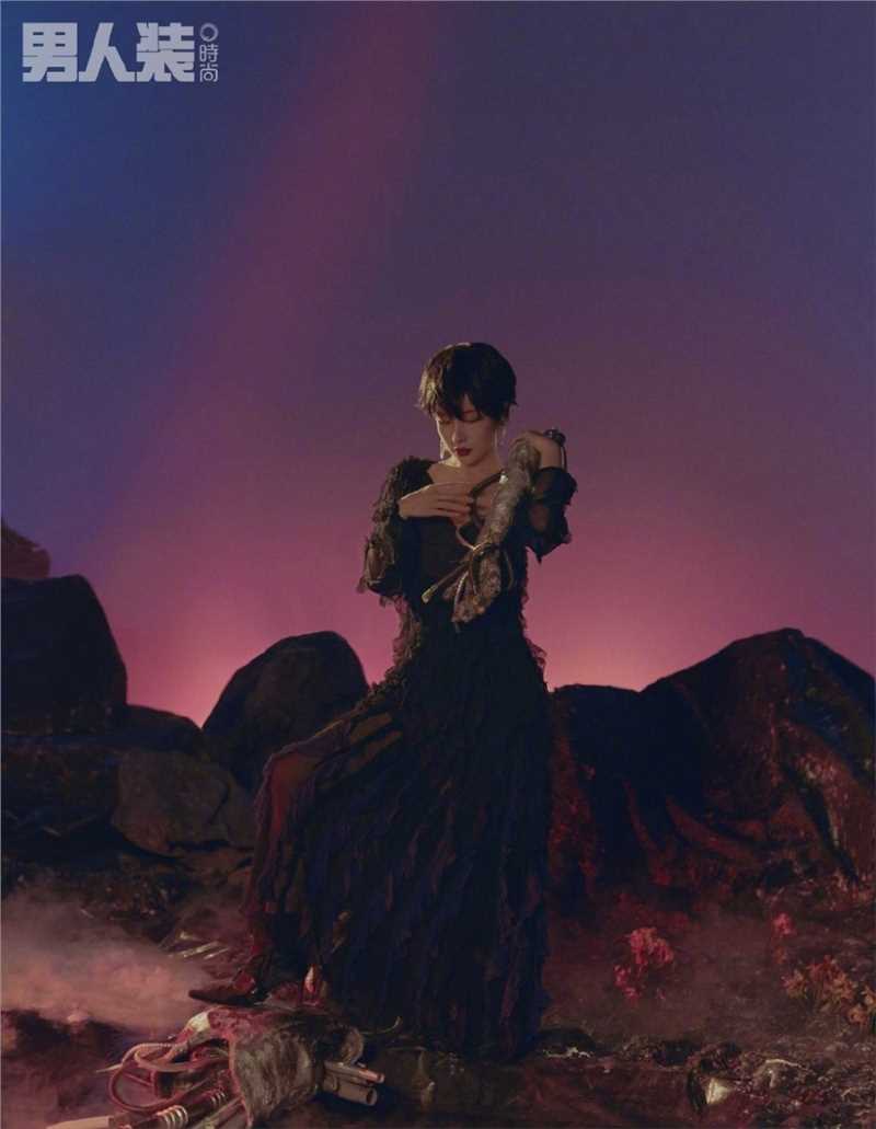 优质戴燕妮抹胸流金长裙性感相册