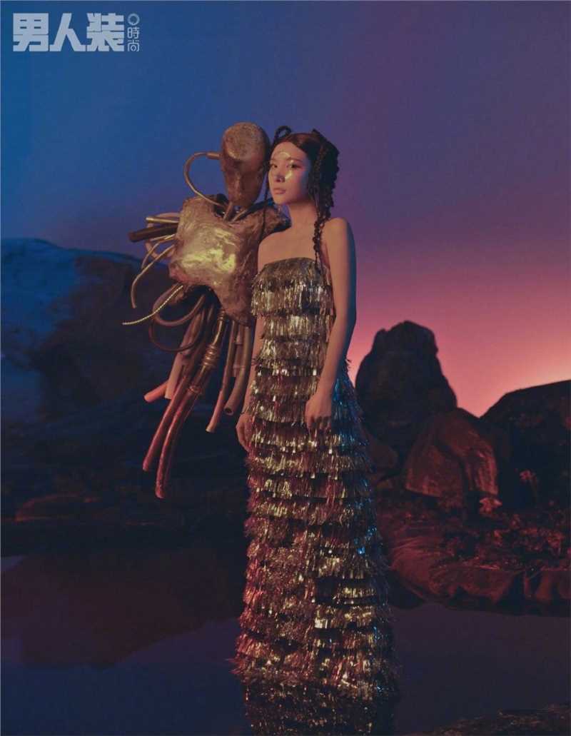 优质戴燕妮抹胸流金长裙性感相册