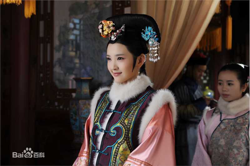 最新唐艺昕在《甄嬛传》祺贵人中的壁纸