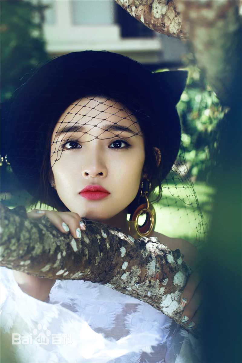 唐艺昕精选图册