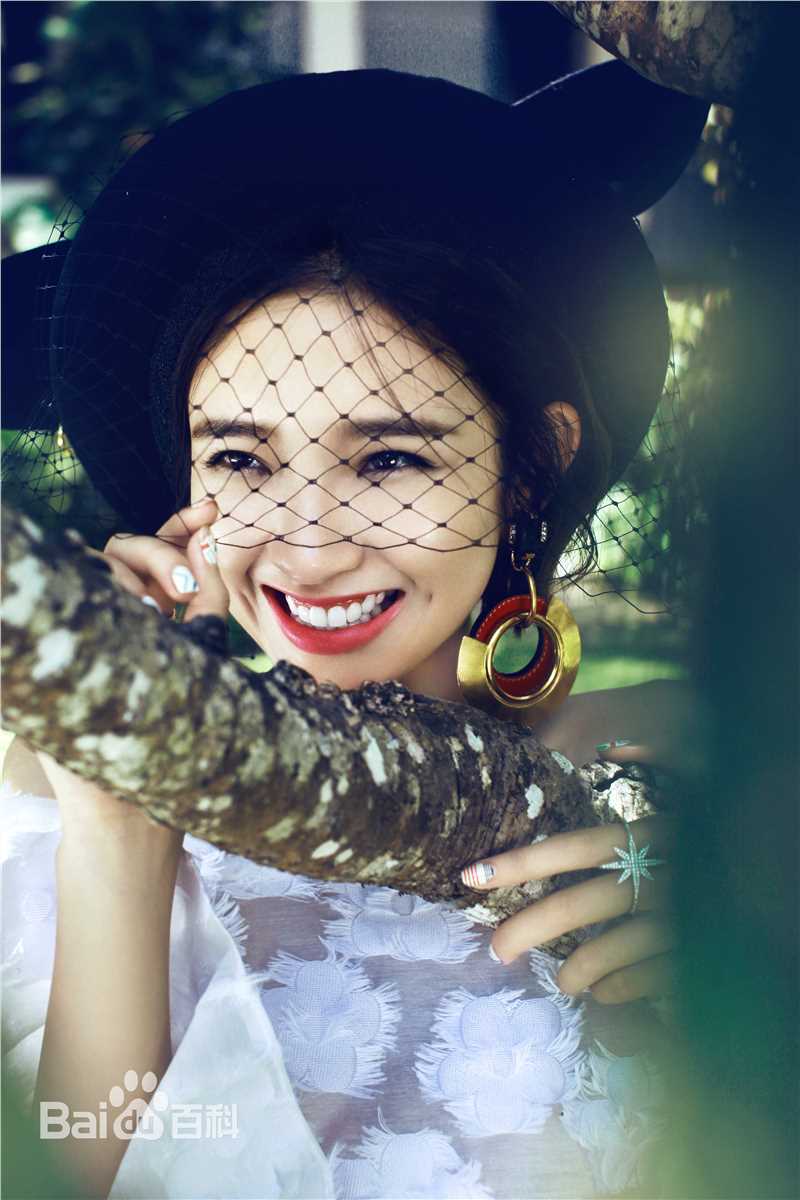 唐艺昕精选图册