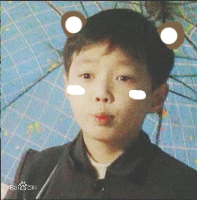 张艺兴(LAY，レイ)小时候图片图册