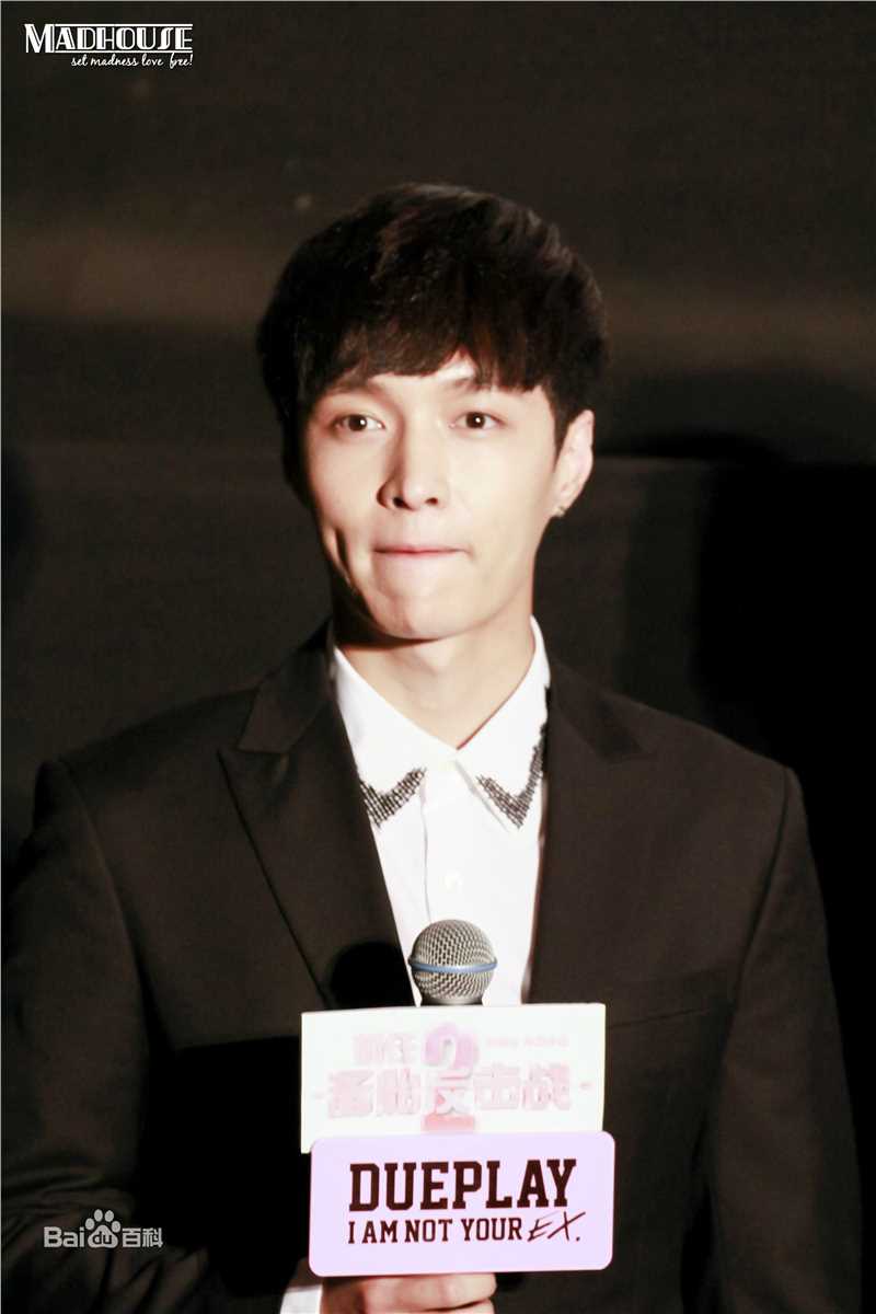 张艺兴(LAY，レイ)出席活动性感图片图集