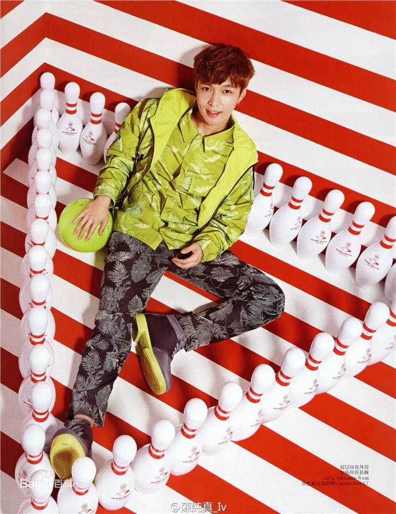 张艺兴(LAY，レイ)高清杂志图集