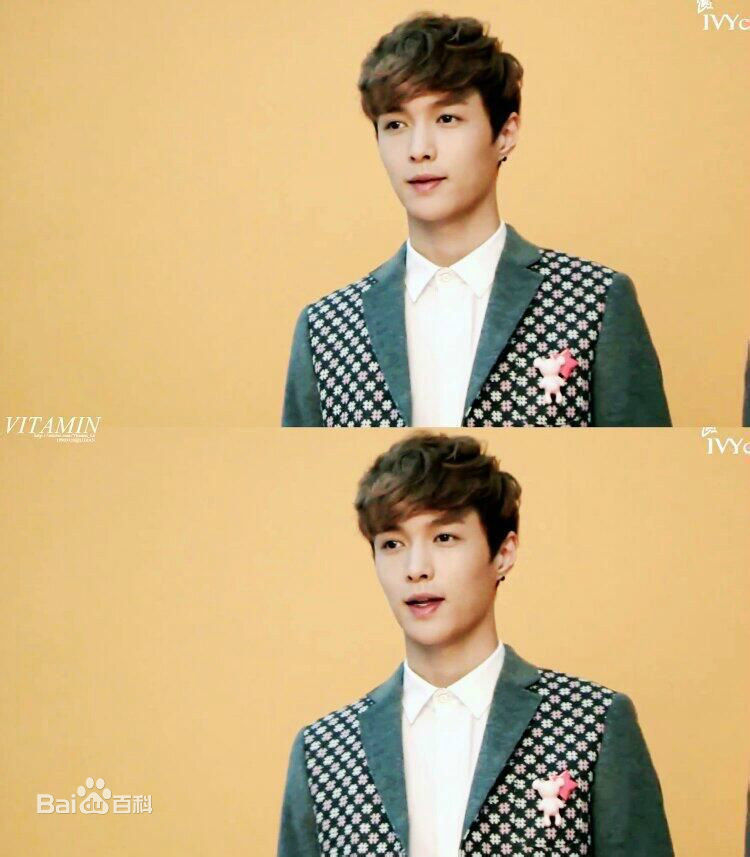 张艺兴(LAY，レイ)高清杂志图集