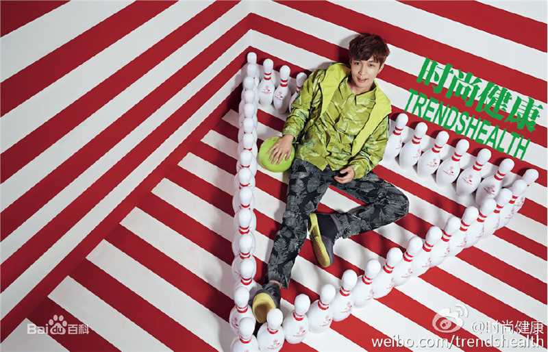 张艺兴(LAY，レイ)高清杂志图集