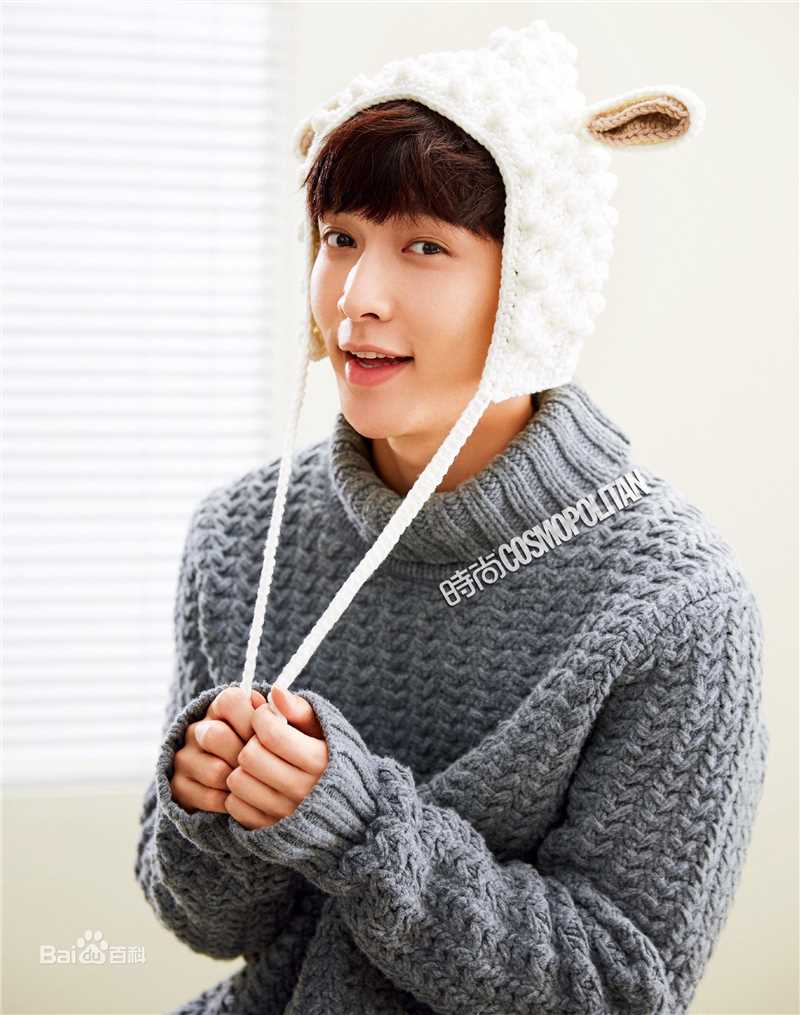 张艺兴(LAY，レイ)高清杂志图集