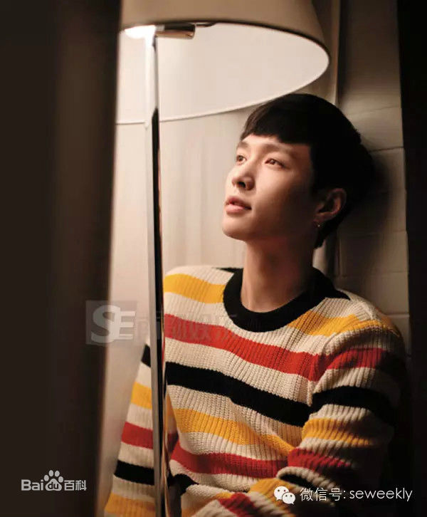 张艺兴(LAY，レイ)高清杂志图集