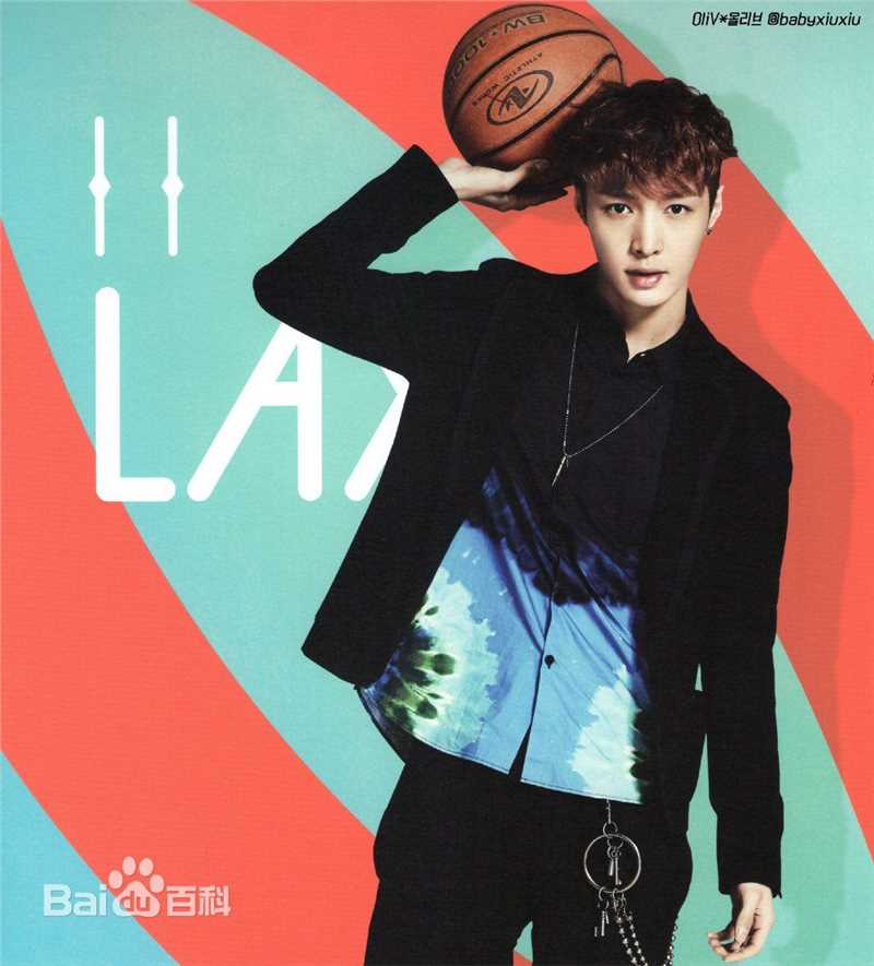 张艺兴(LAY，レイ)最新官方图集
