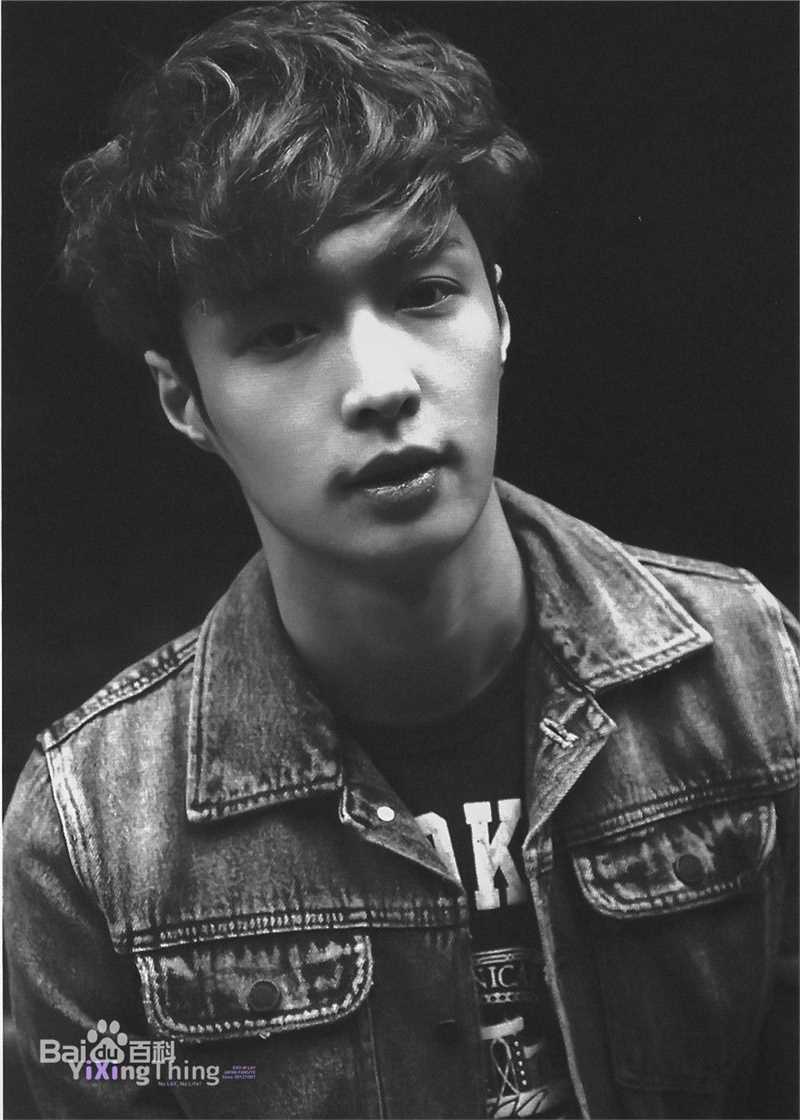 张艺兴(LAY，レイ)最新官方图集