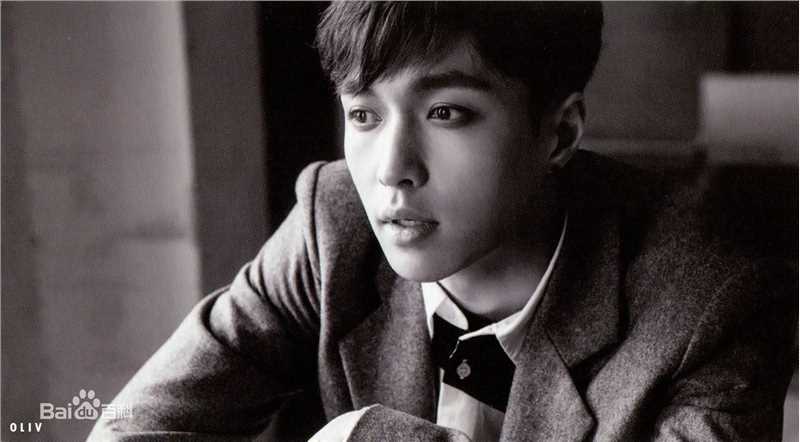 张艺兴(LAY，レイ)最新官方图集