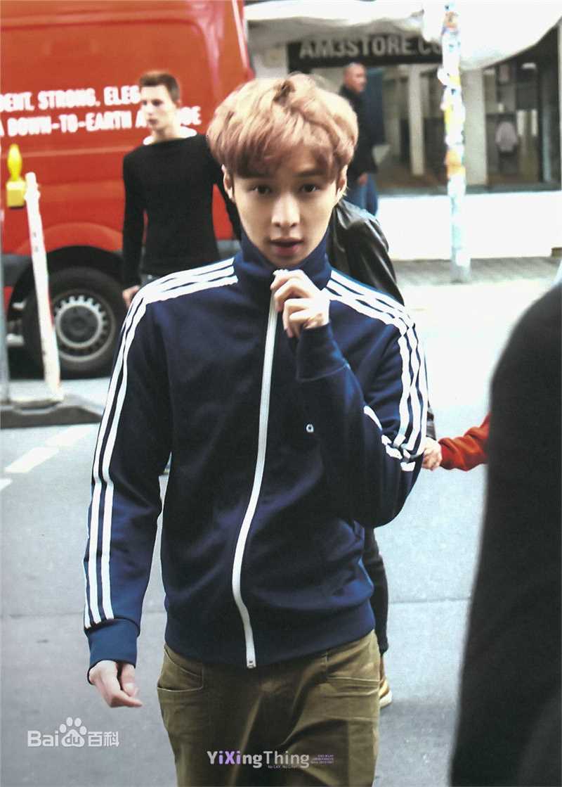 张艺兴(LAY，レイ)最新官方图集