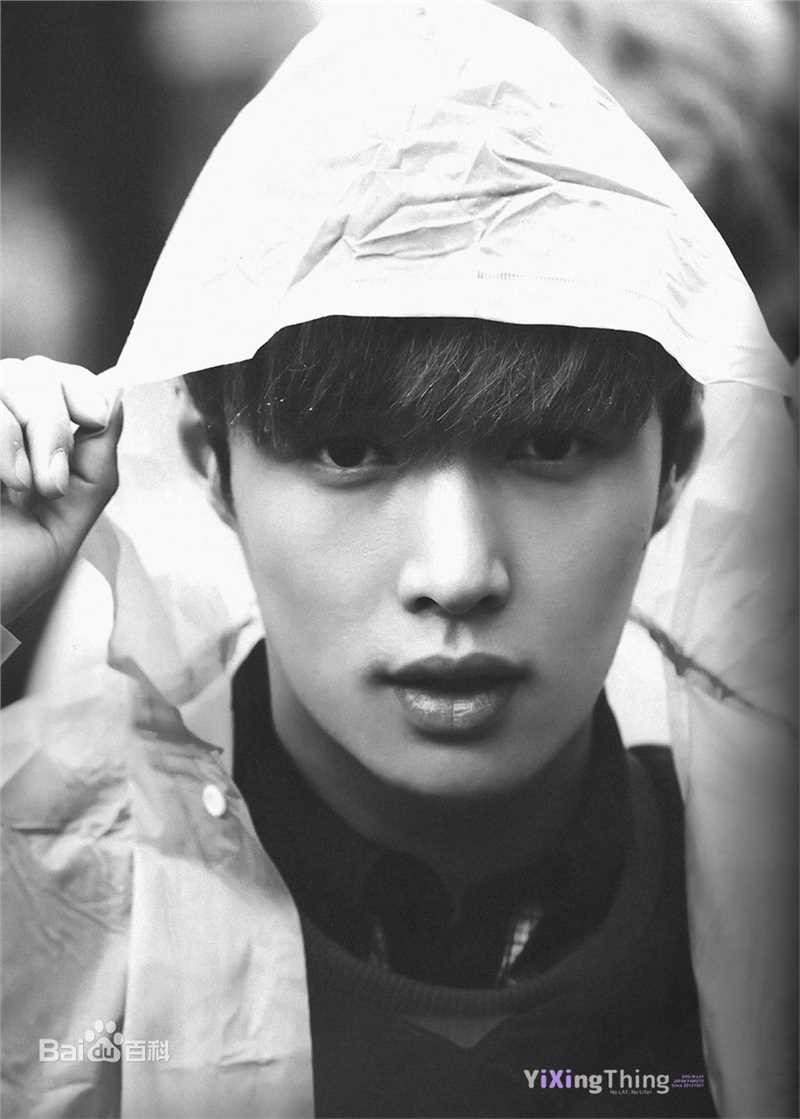 张艺兴(LAY，レイ)最新官方图集