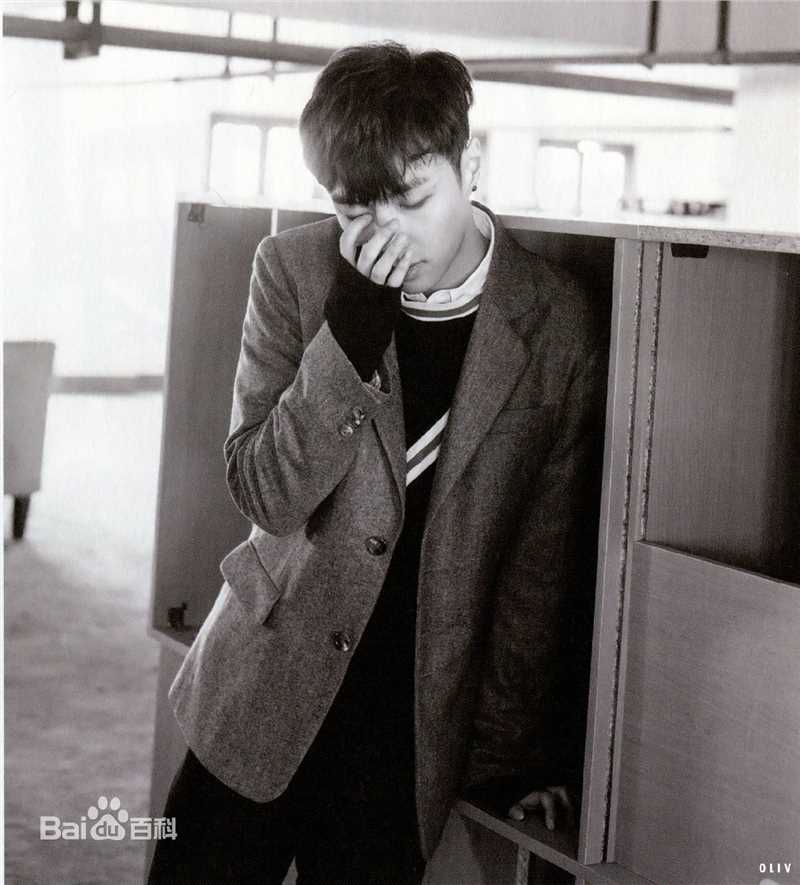 张艺兴(LAY，レイ)最新官方图集