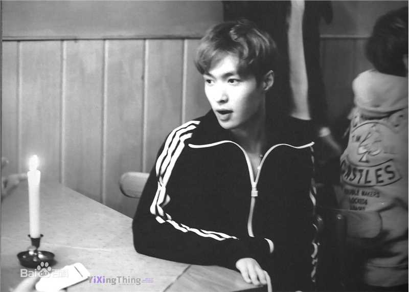 张艺兴(LAY，レイ)最新官方图集