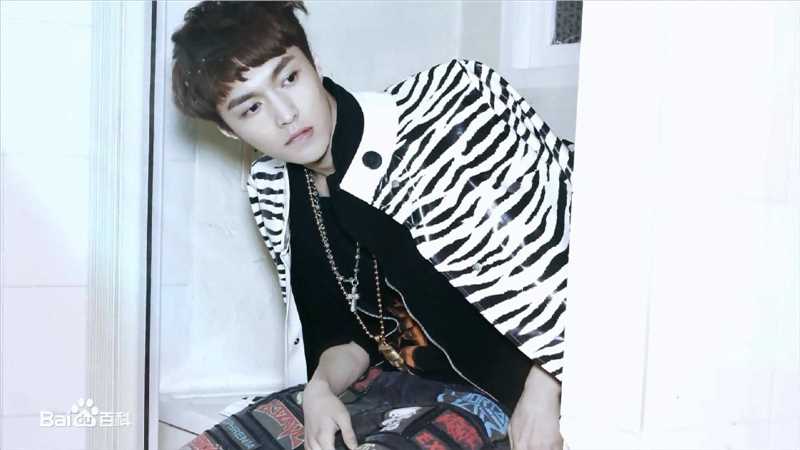 张艺兴(LAY，レイ)最新官方图集