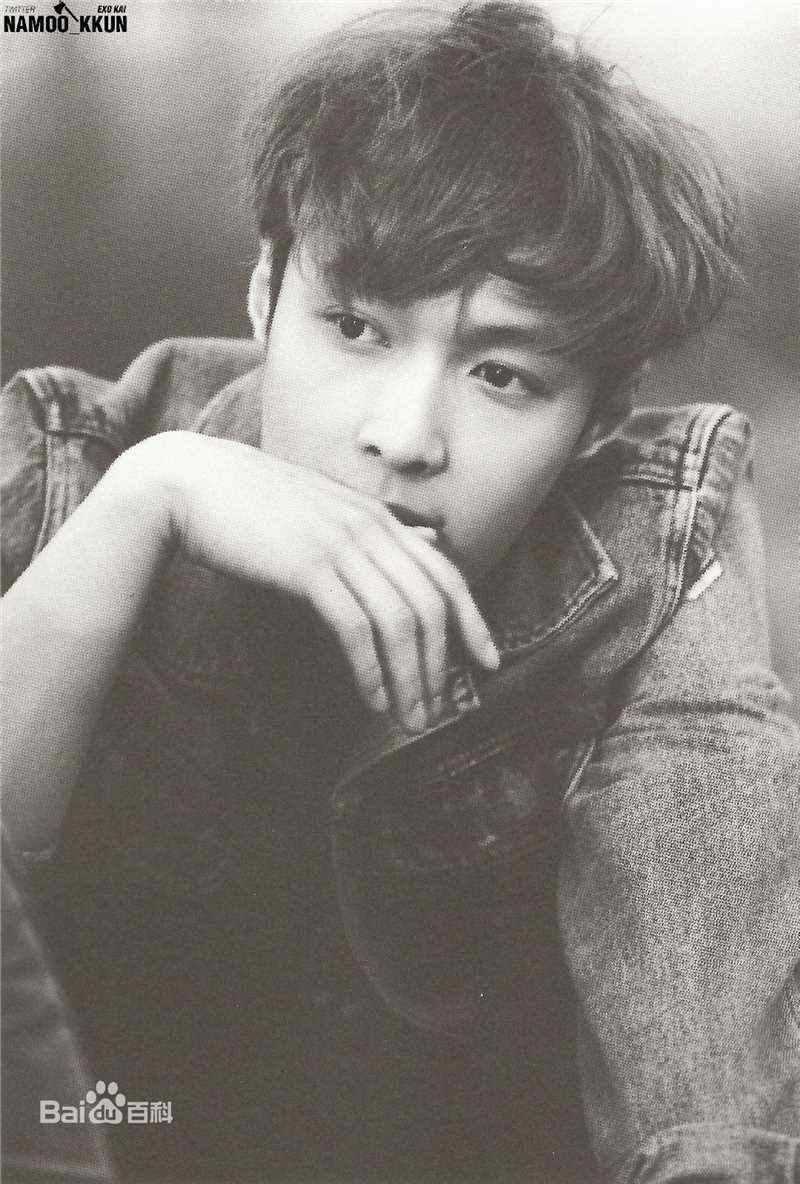 张艺兴(LAY，レイ)最新官方图集