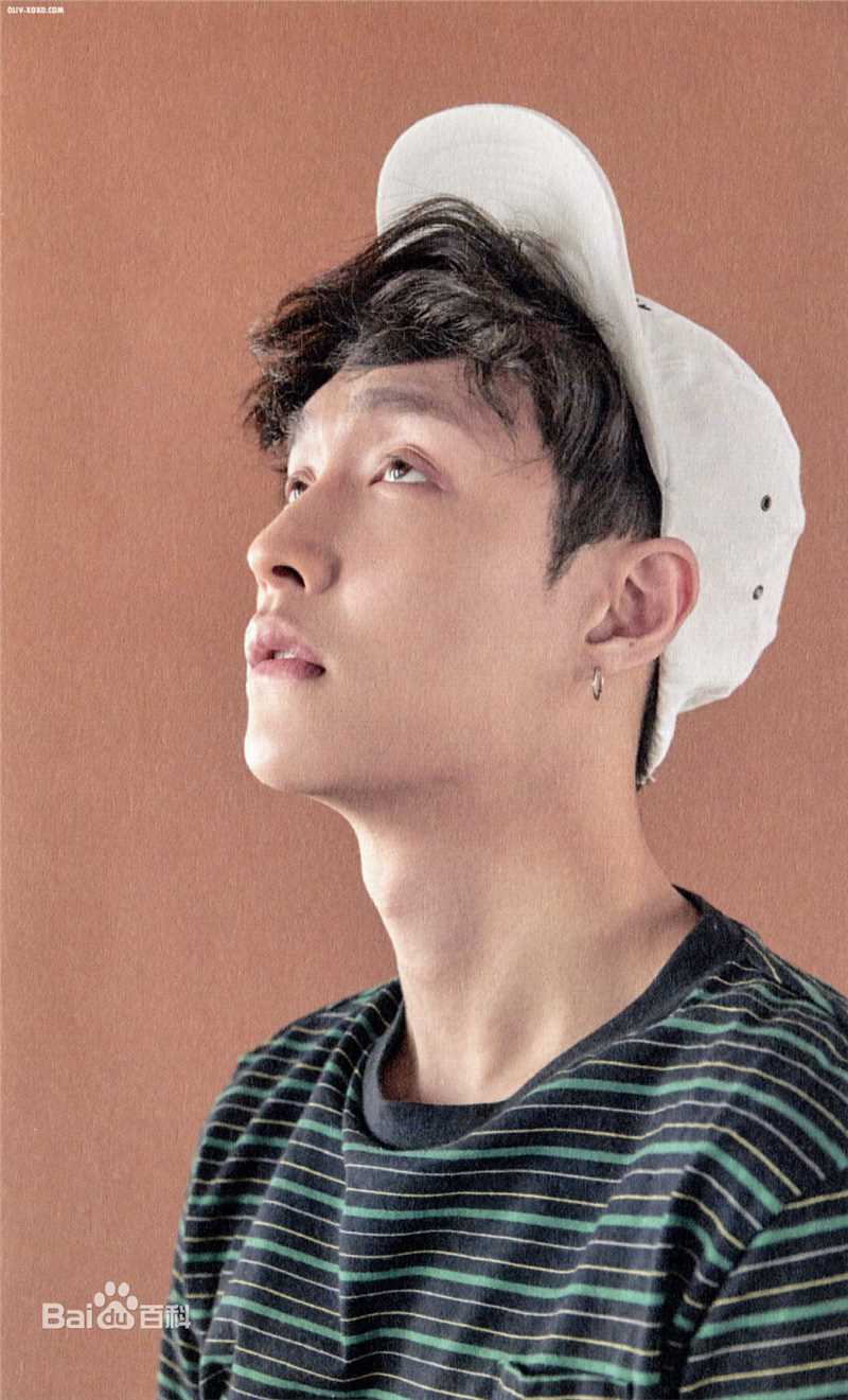 张艺兴(LAY，レイ)最新官方图集