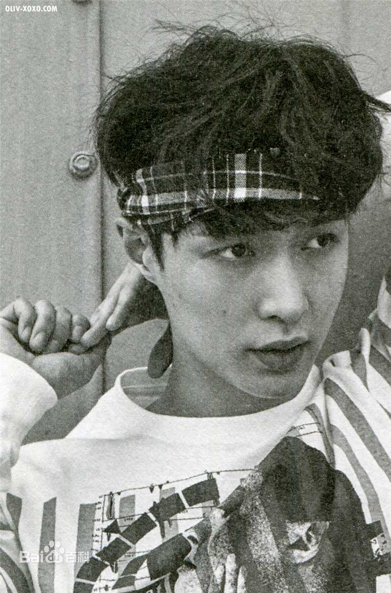 张艺兴(LAY，レイ)最新官方图集