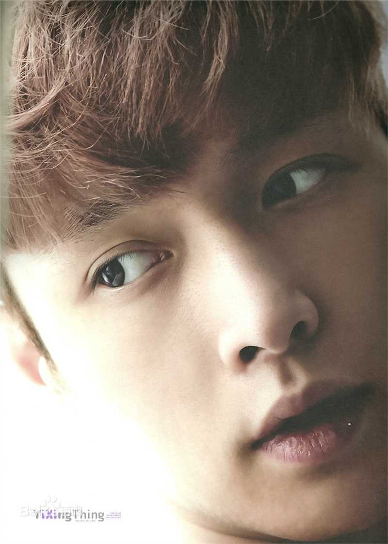 张艺兴(LAY，レイ)最新官方图集