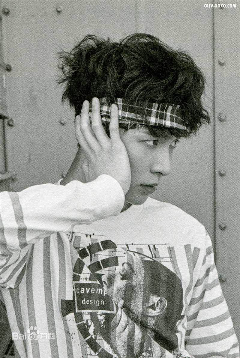 张艺兴(LAY，レイ)最新官方图集