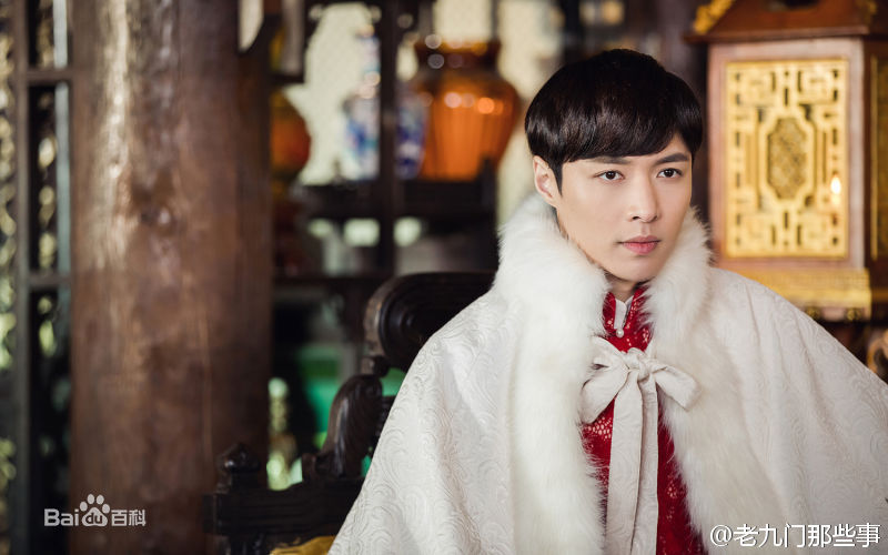 最优质张艺兴(LAY，レイ)在《老九门》二月红中的相册