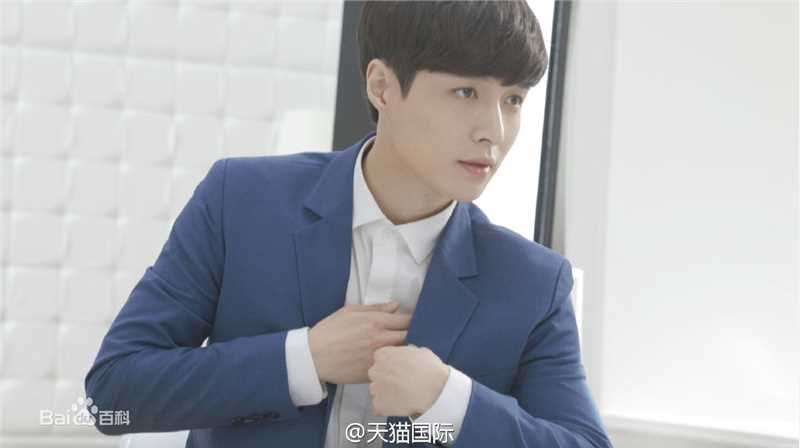 张艺兴(LAY，レイ)代言冒险岛2图片图集