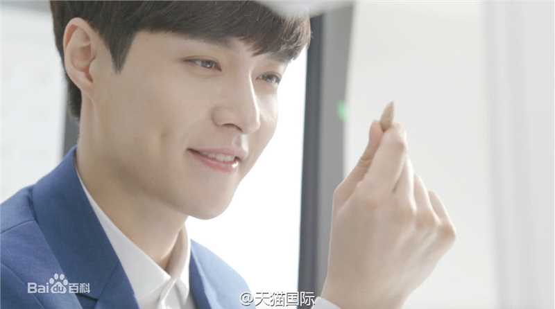 张艺兴(LAY，レイ)代言冒险岛2图片图集