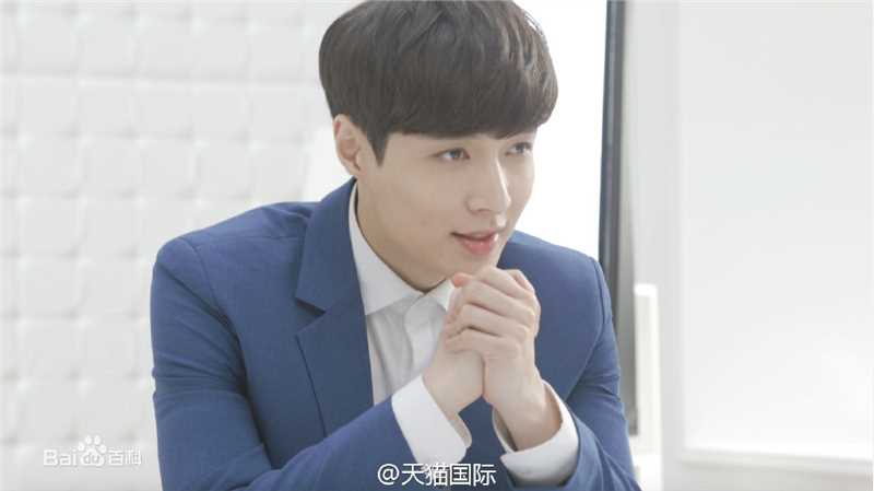 张艺兴(LAY，レイ)代言冒险岛2图片图集